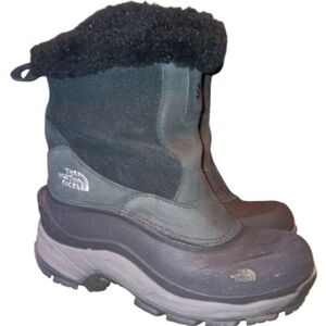 The North Face Black Insulated Boots 6.5